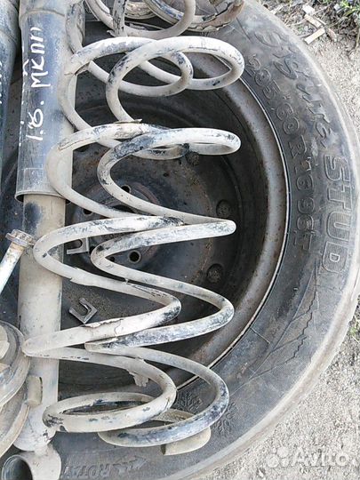 Задние стойки рено Лагуна2 2003г