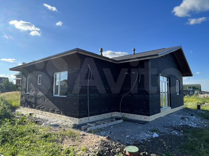 Дом 111 м² на участке 11 сот.