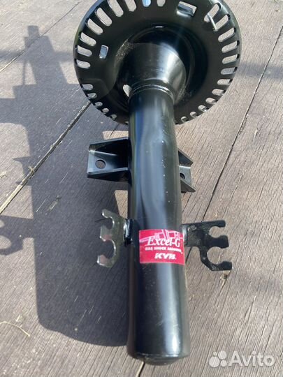 Амортизатор передний VW T5 1.9-3.2 Sport