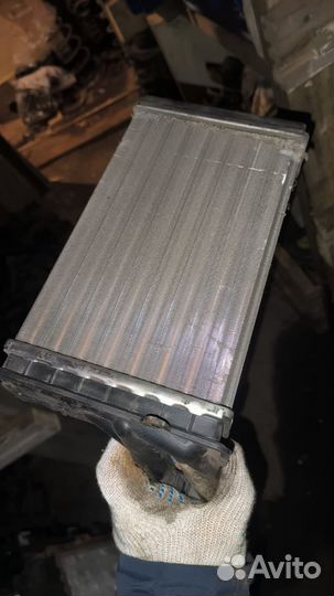 Радиатор печки Audi 80 A4B5