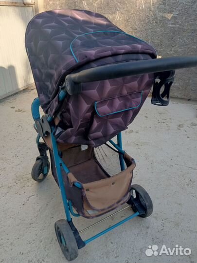 Прогулочная коляска
