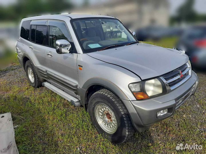 Радиатор печки Mitsubishi Pajero 3 V75W 6G74