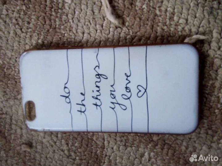 Чехлы на телефоны