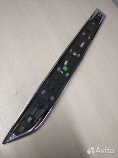 Молдинг переднего крыла Jaguar XJ 2010 - 2020