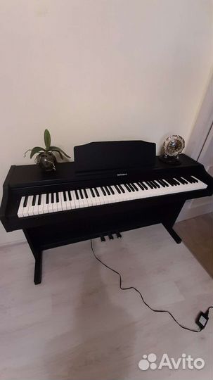 Цифровое пианино roland