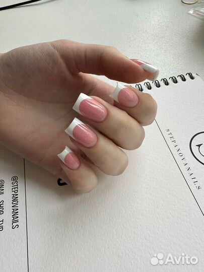 Мастер маникюра в Южном (Гусева 46)