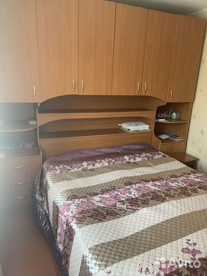 Спальный гарнитур бу