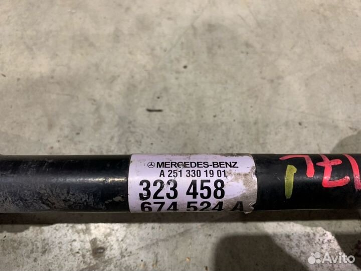 Привод передний левый Mercedes-Benz R-Class W251