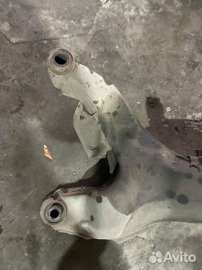 Подрамник Nissan Expert W11 1999-2006г W11