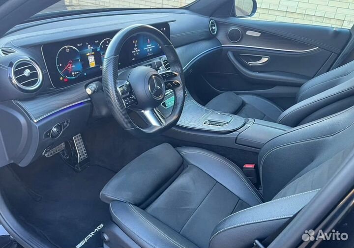 Сдаем бизнес класс под такси