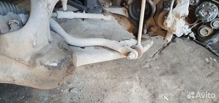 Рычаг подвески левый правый Hyundai Solaris