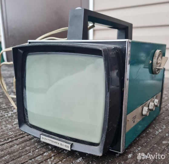 Телевизор