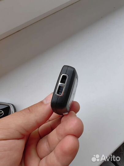 Выкидной ключ toyota