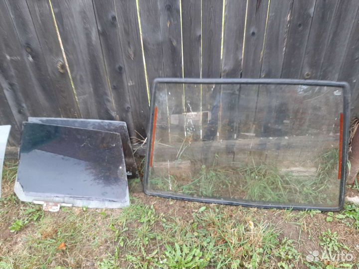 Стекла для москвича 2141