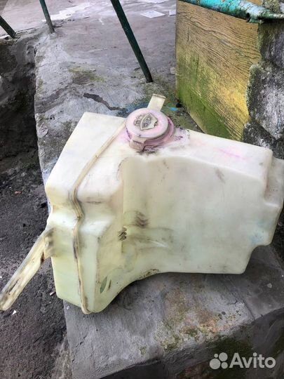 Бачок омывателя мл163