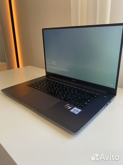 Huawei MateBook D15 ryzen 7