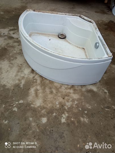 Душевой поддон бу 100/100