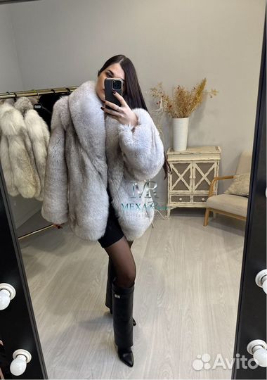 Шуба песец с английским воротником