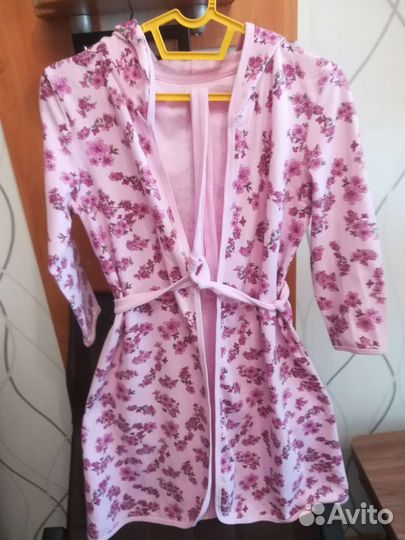 Халат новый 42