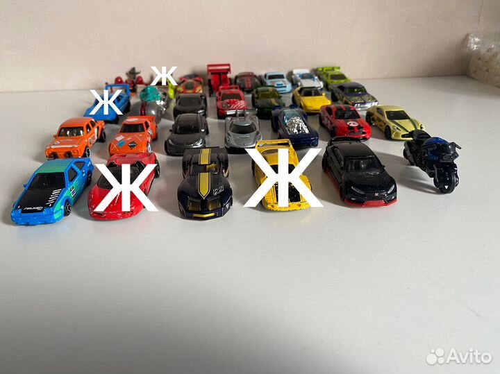 Hot wheels машинки