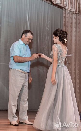 Вечернее платье