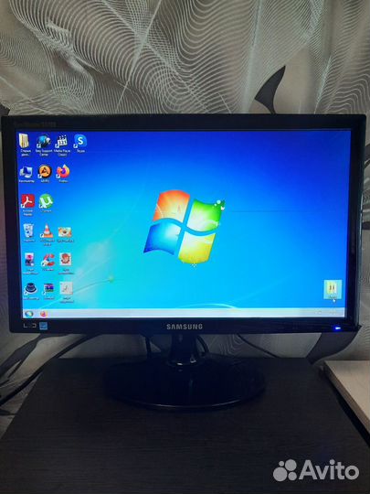 Монитор Samsung LS19A300