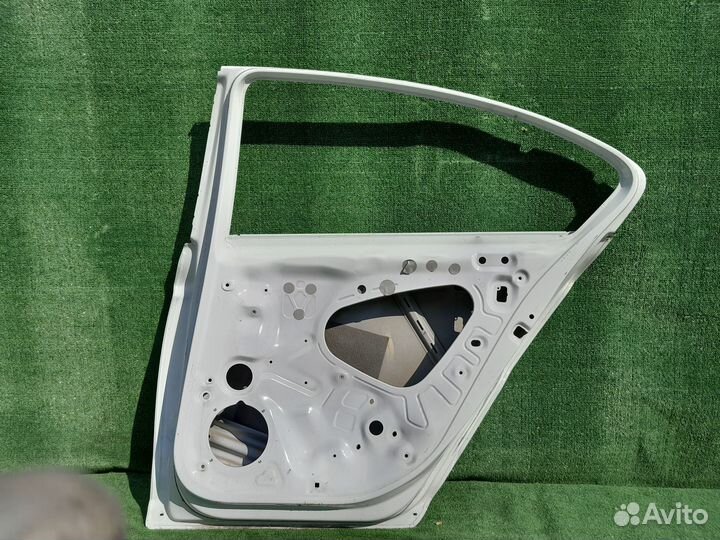 Дверь задняя правая volkswagen passat b8