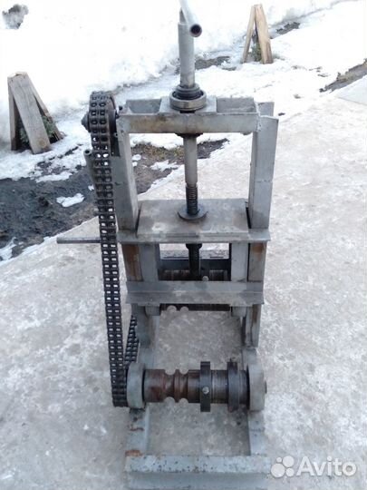 Трубогиб профилегиб