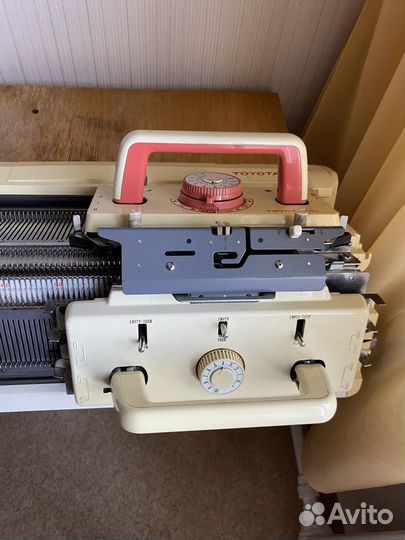 Вязальная машина Toyota KS858/KR506