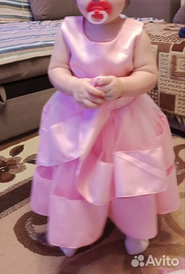 Нарядное платье на годик 86р