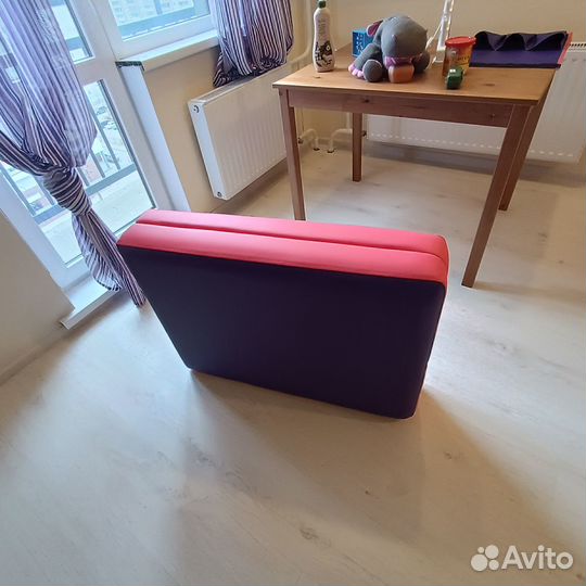 Массажный стол