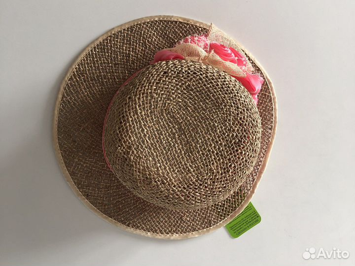 Шляпа женская соломенная