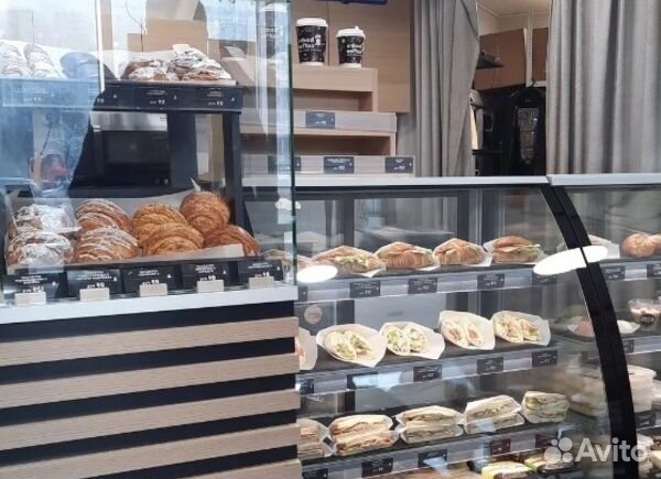 Кофейня в бизнес центре с наработанной базой клиен