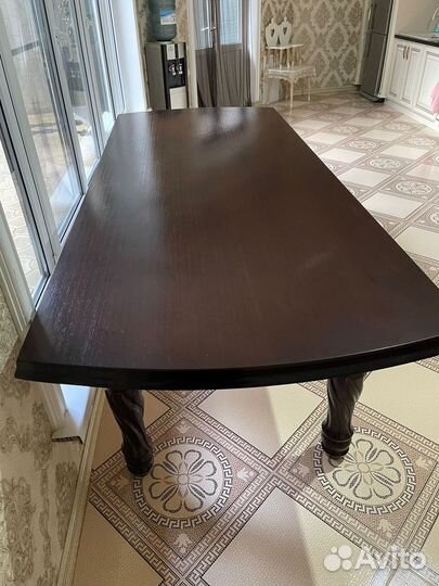 Кухонный стол