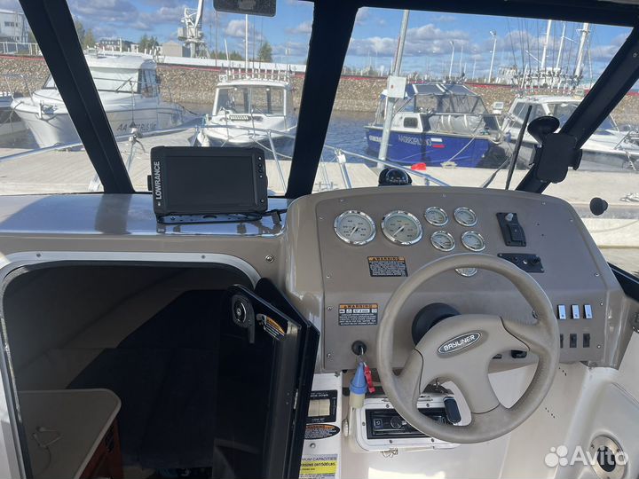 Катер Bayliner