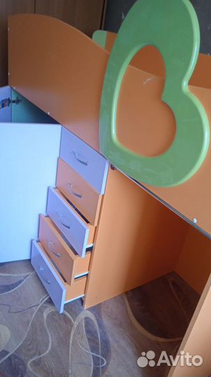 Детская кроватка