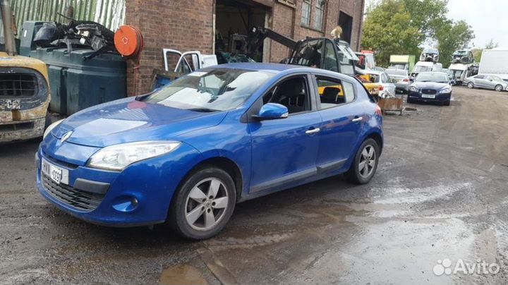 Моторчик стеклоочистителя задний Renault Megane 3