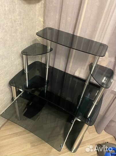 Компьютерный стеклянный стол письменный