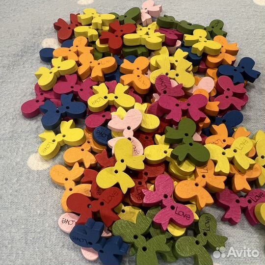 Деревянные пуговицы