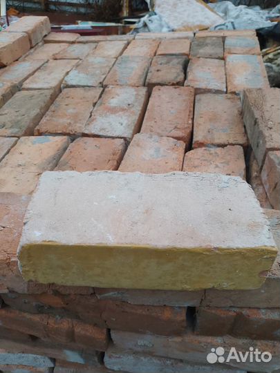 Кирпич бу