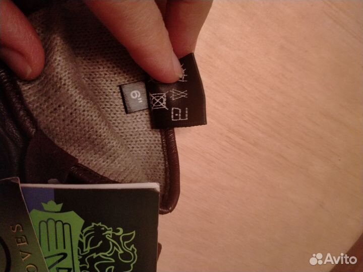 Перчатки женские кожаные новые