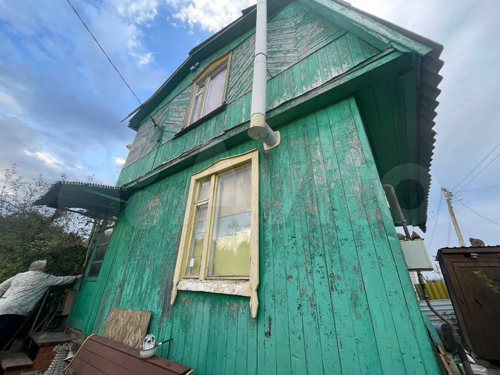 Дача 72 м² на участке 9,54 га