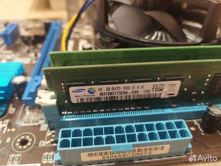 Комплект материнская плата asus P8H61-MX+i3+озу