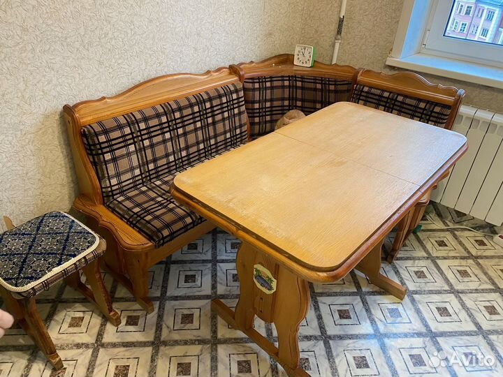 Уголок + стол