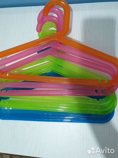 Вешалки плечики IKEA детские