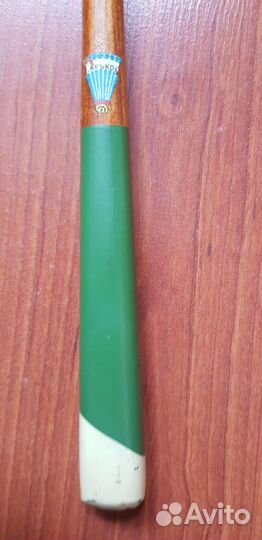 Ракетка для бадминтона 