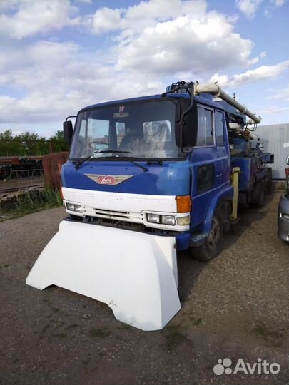Автобетононасос HINO Profia, 1994