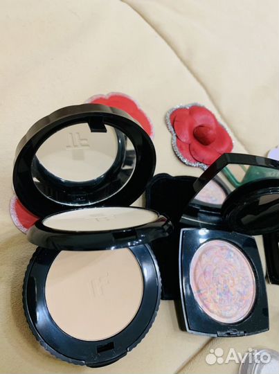 Косметика Тени Пудра Румяна Спонж