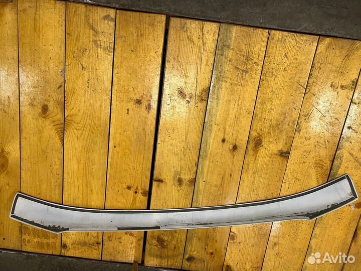 Спойлер на lexus LX 570