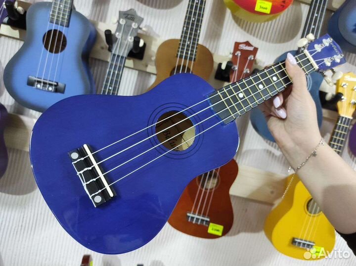 Укулеле сопрано новая